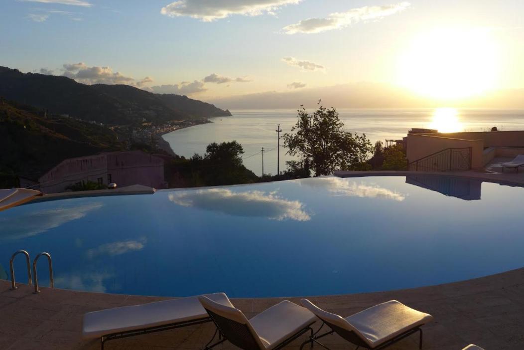 Taormina Romantic Apartment By Taormina Holidays Экстерьер фото